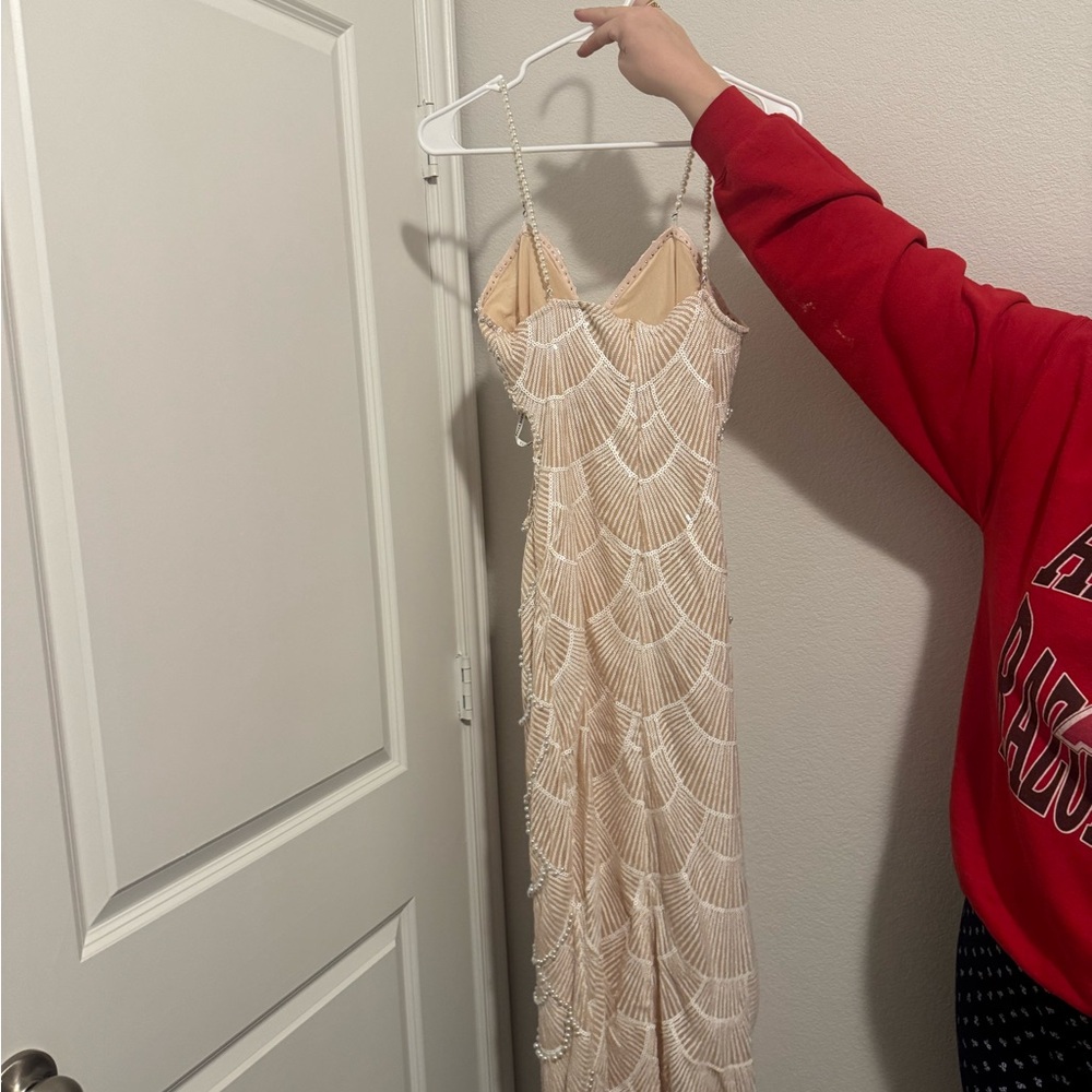 Bella Barnett Cream Beaded Dress - Picture 3 of 4